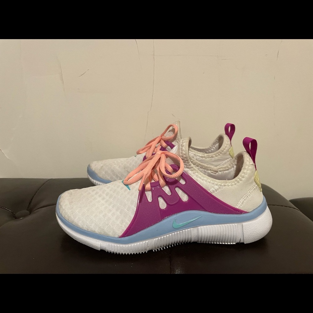 Nike cross-trainer 7.5